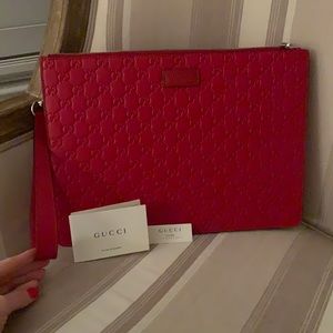 GUCCI beautiful red leather handbag